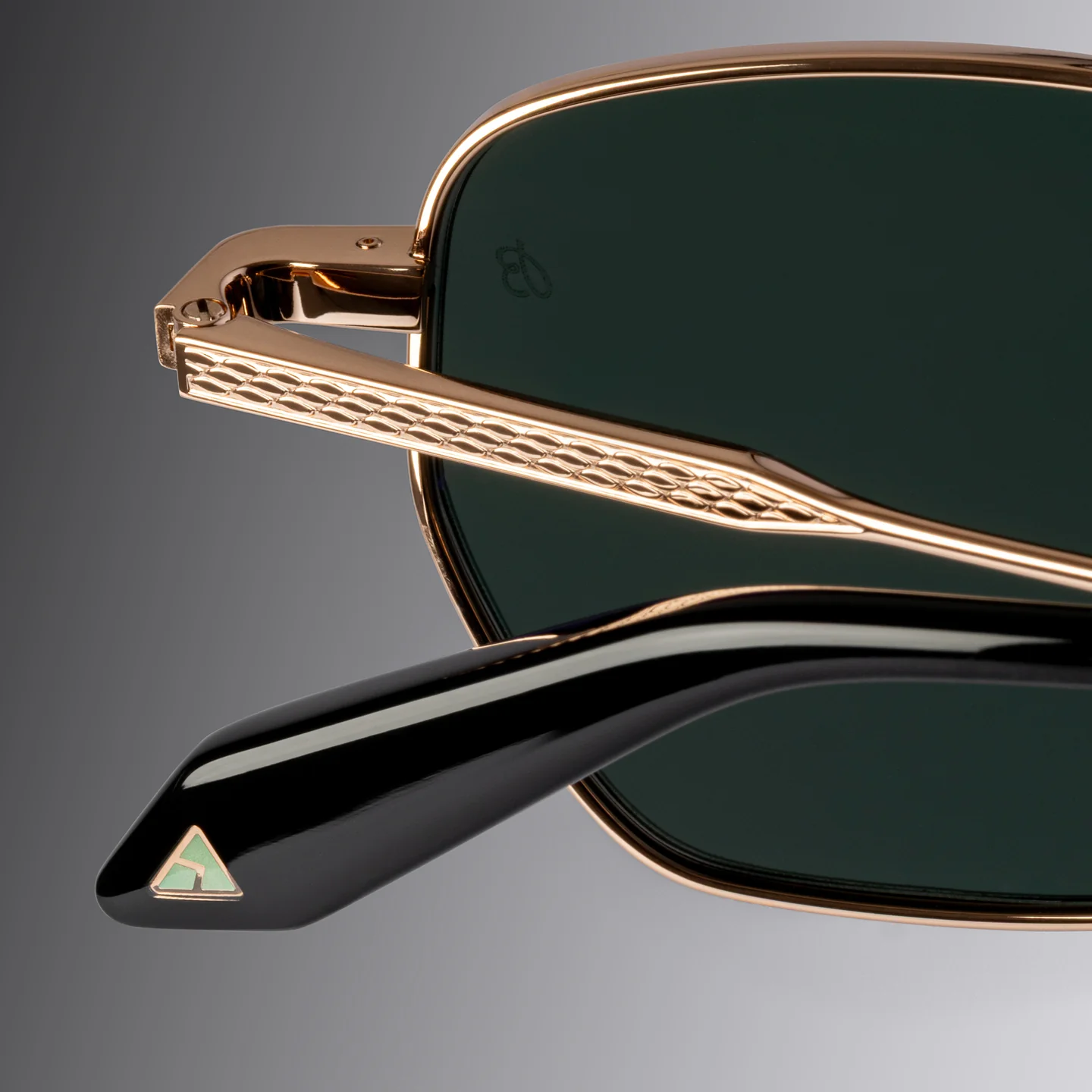 Cutler and Gross BRLT-0001-50-01 red gold